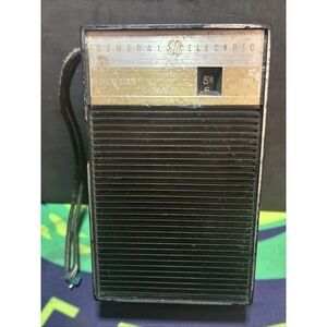 General Electric Solid State VTG Pocket Transiter Portable Radio D3